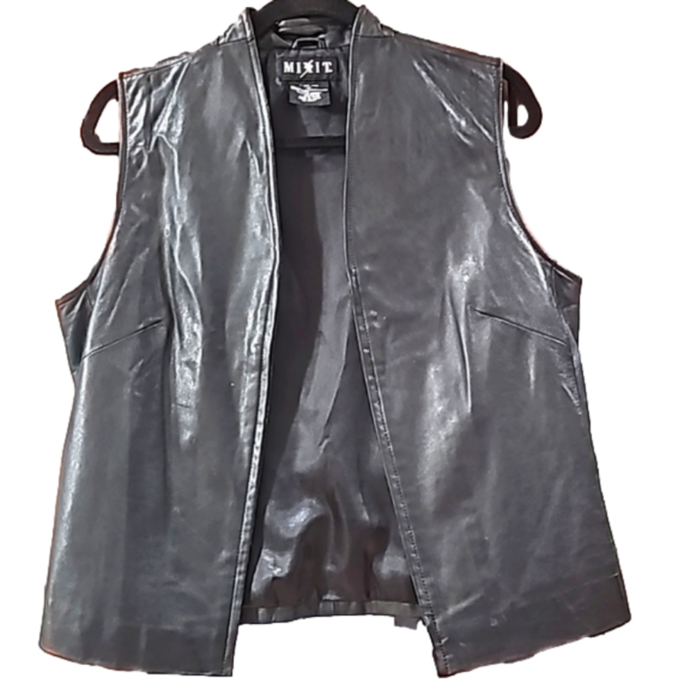 MIX IT BLACK LEATHER VEST SIZE 10